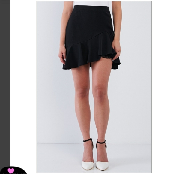 Black Asymmetrical Lace Hem Mini Skirt - Picture 3 of 5